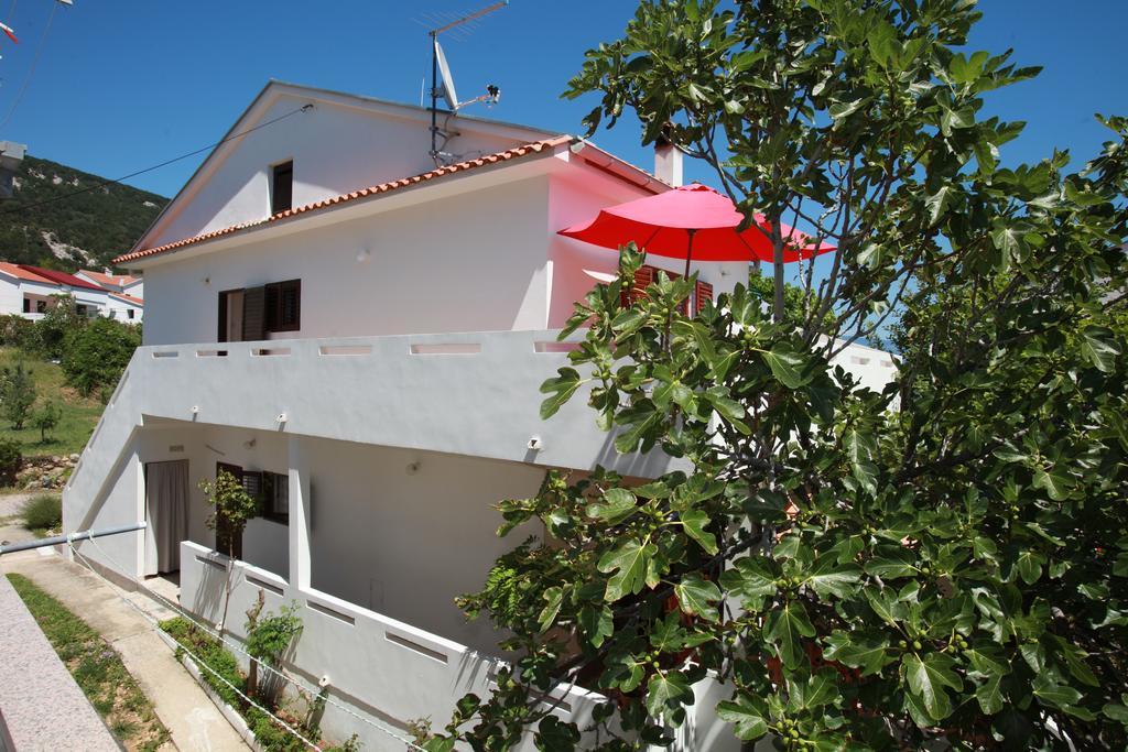 Apartments Reljic With Terrace Baška Buitenkant foto